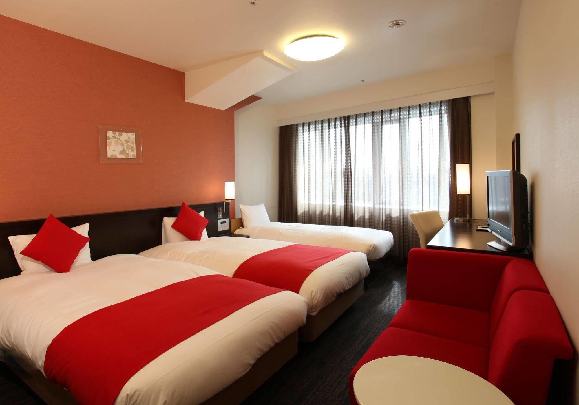 Daiwa Roynet Hotel Okayama Ekimae Eksteriør billede
