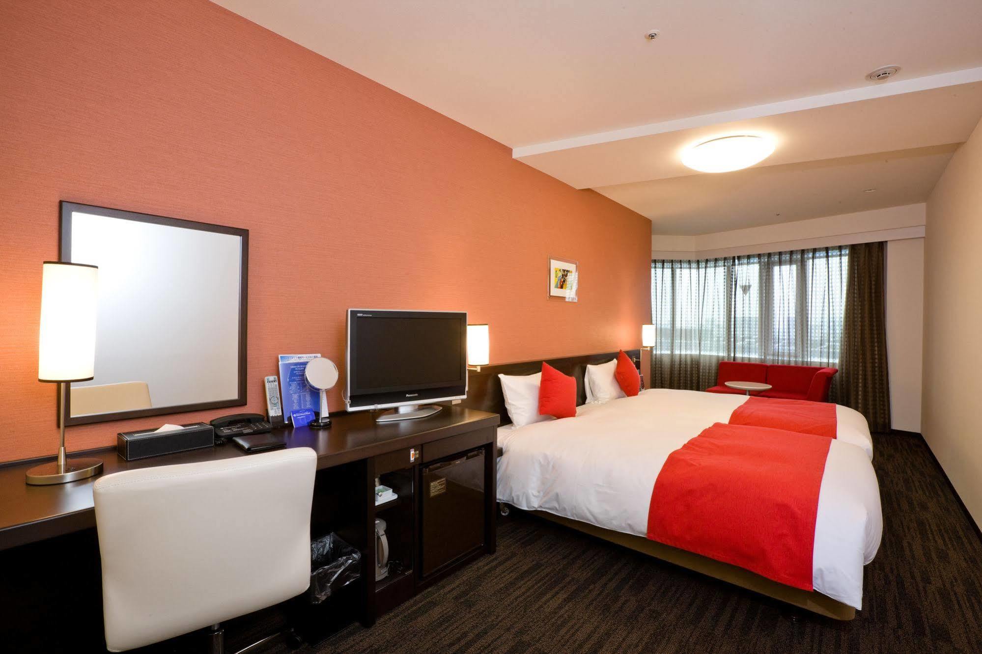 Daiwa Roynet Hotel Okayama Ekimae Eksteriør billede